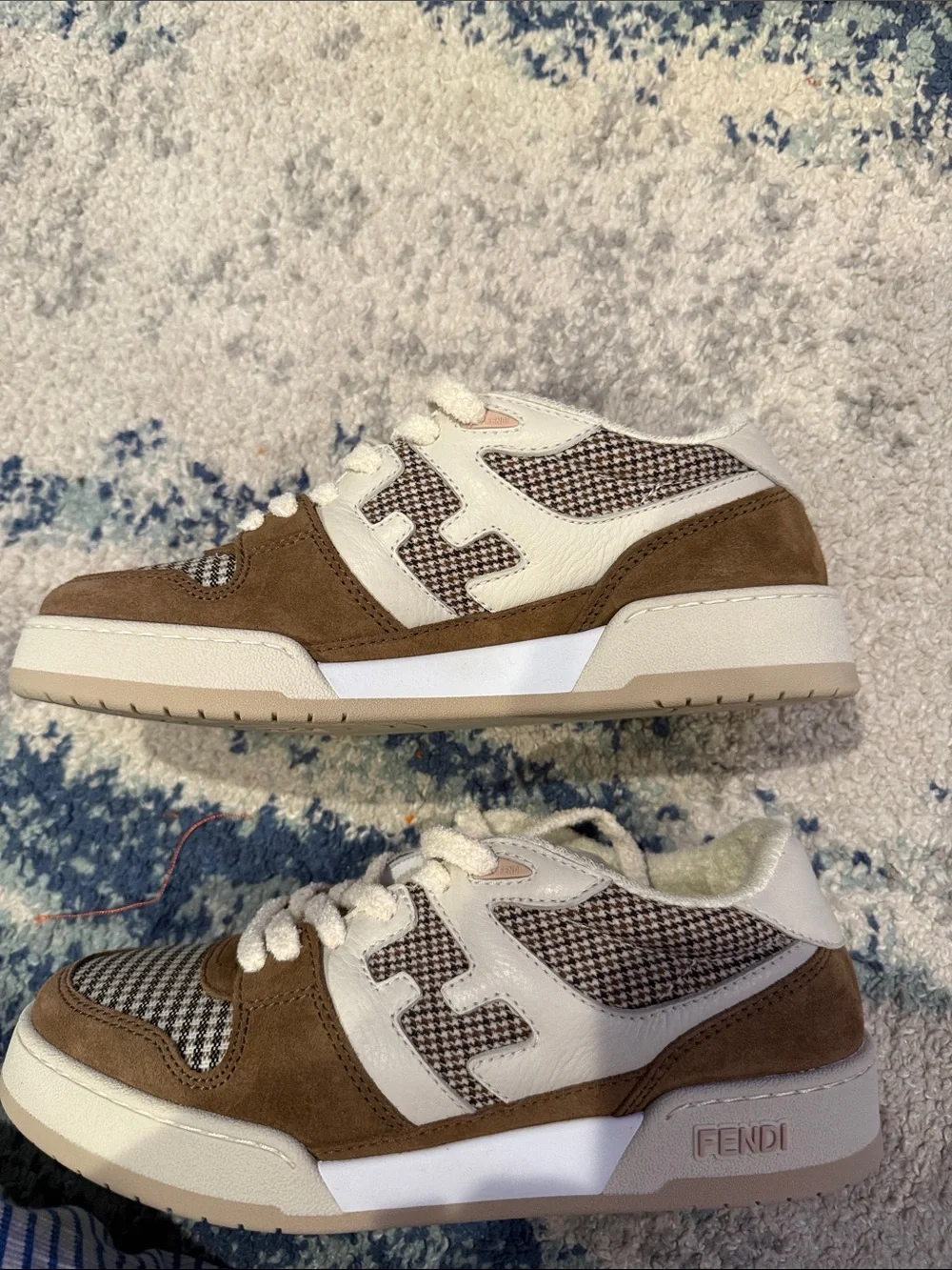 Fendi Kids Brown & Cream Check Leather Sneakers brand new size 8 men